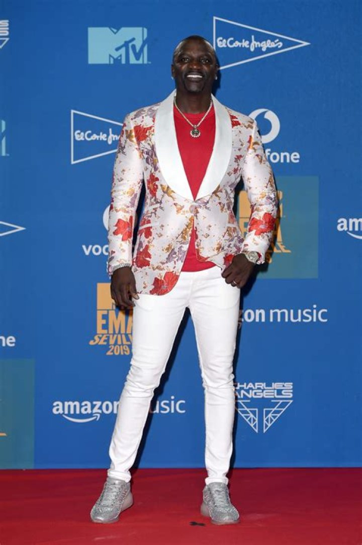 Akon Body Measurements Height Weight Shoe Biceps Size Vital Statistics