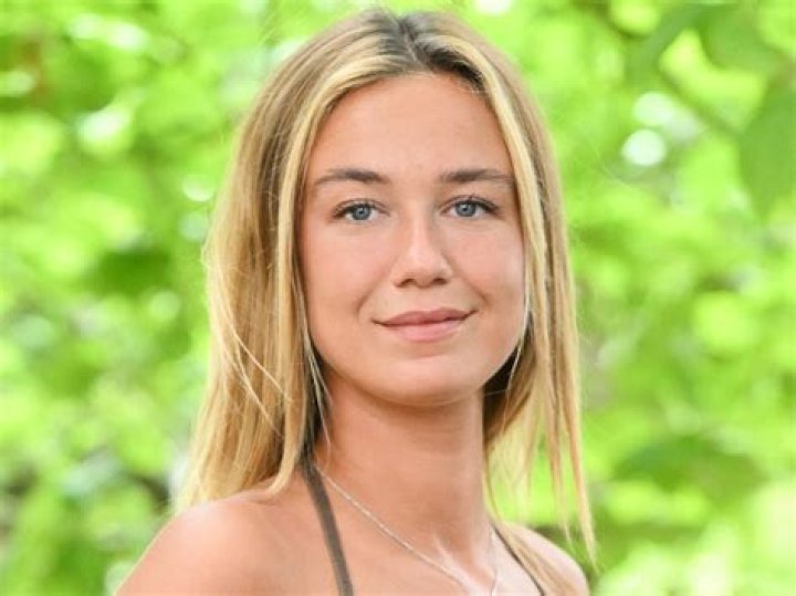 All-Time High Star Zoé Marchal Shares Swimsuit Photo Saying "I Love Chocolate"