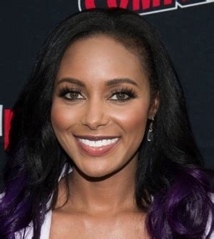 Brandi Rhodes Measurements Height Weight Shoe Size Facts Family