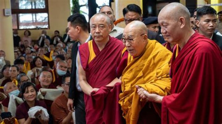 Dalai Lama Age, Biography, Wife, Children, Net-Worth