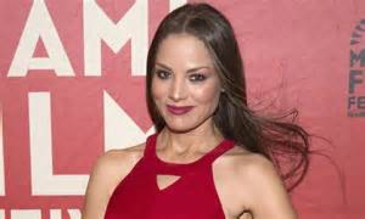 
How Much Money Does Carolina Tejera Make? Latest Income Salary
