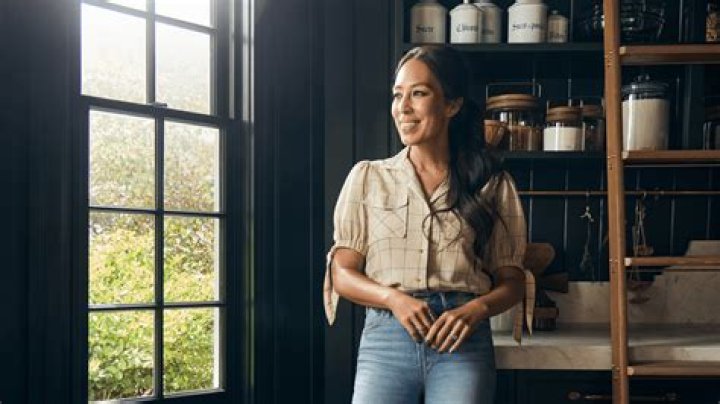 
How Much Money Does Joanna Gaines Make? Latest Income Salary
