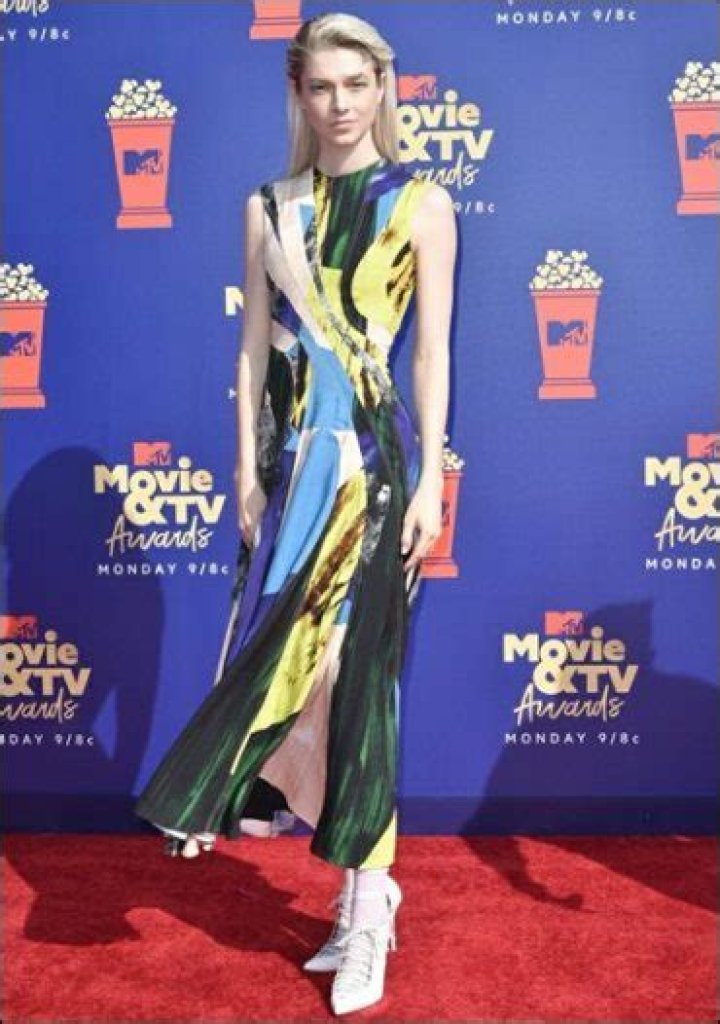 Hunter Schafer Height Weight Shoe Size Body Measurements Facts