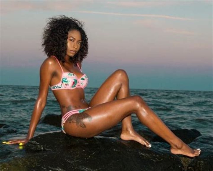 Too Hot To Handle Star Jazlyn Holloway Wiki, Age, Height & Boyfriend