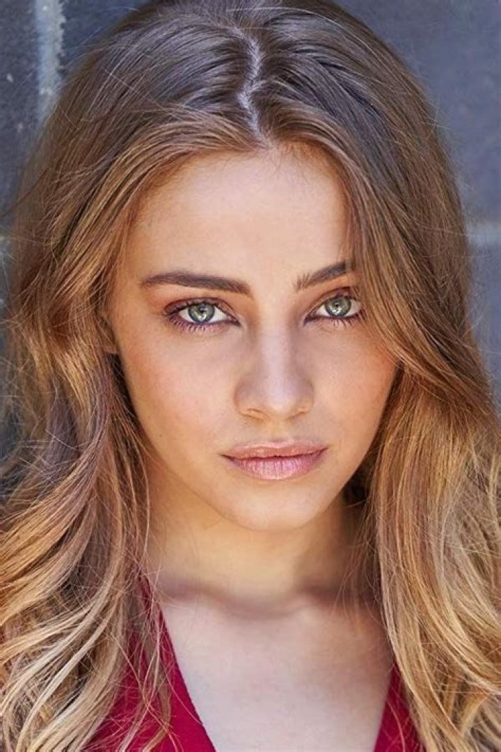 Josephine Langford Wiki, Age, Boyfriend, Net worth, Height, Family & Biography