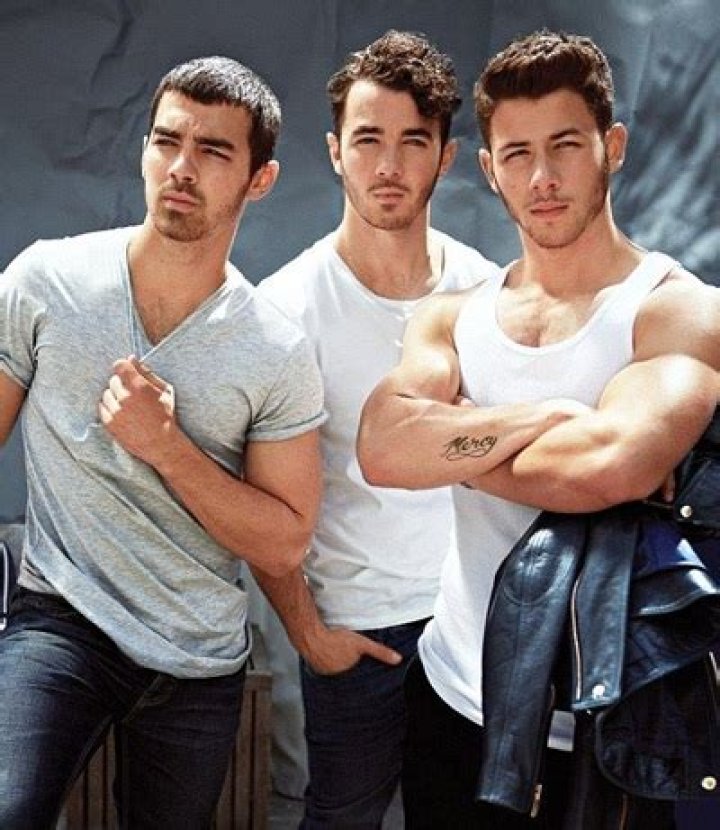 Kevin Jonas Favorite Color Songs Food Movies Hobbies Biography