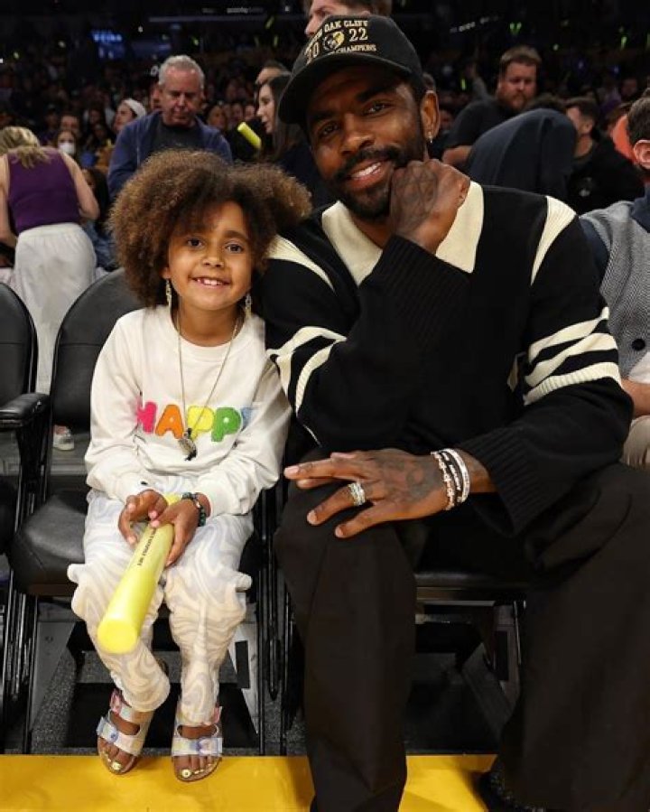 Kyrie Irving Height Weight Body Measurements Shoe Size Facts Family