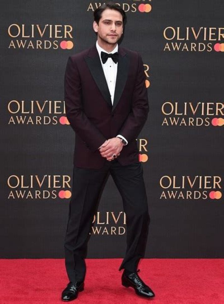 Luke Pasqualino Height Weight Shoe Size Measurements Family