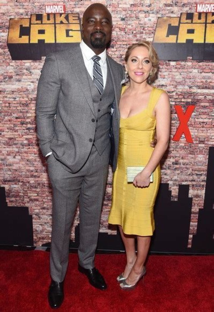 Mike Colter Height Weight Body Measurements Shoe Size Facts Family