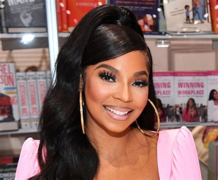 Ashanti in Bathing Suit is "Island Hoppin" — Celebwell