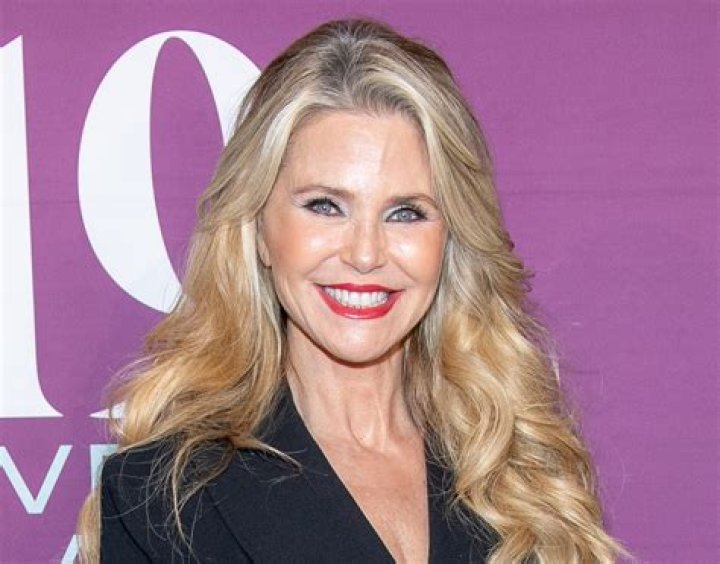 Christie Brinkley in Bathing Suit is "Grateful" — Celebwell