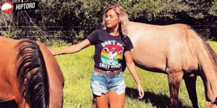 Teacher Rikki Laughlin Wiki, Age, Husband, Daughter, Parents and More