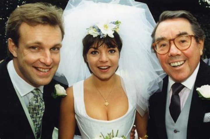 Sophie Corbett Wiki, Partner, Net Worth, Height, Weight & More