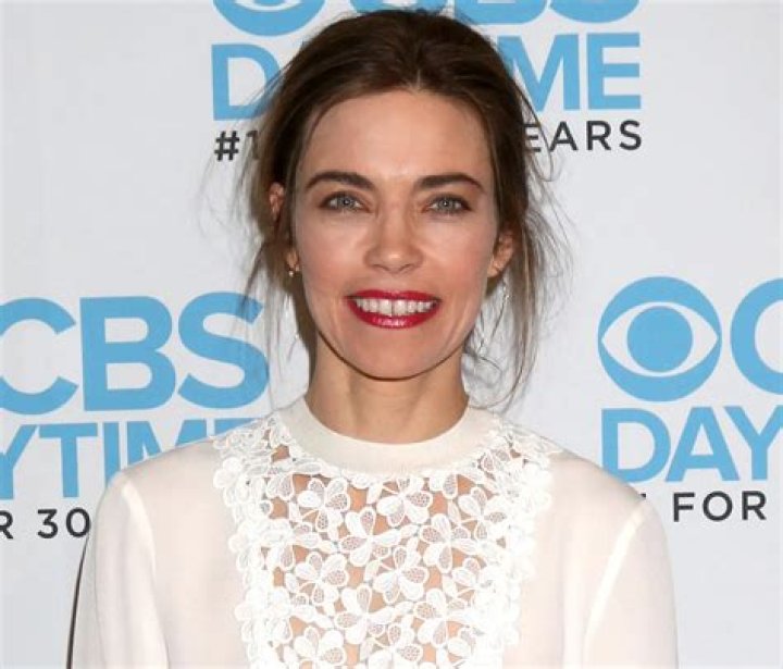 Young and the Restless Star Amelia Heinle Shares Swimsuit Photo “Thanks To All the Fans”